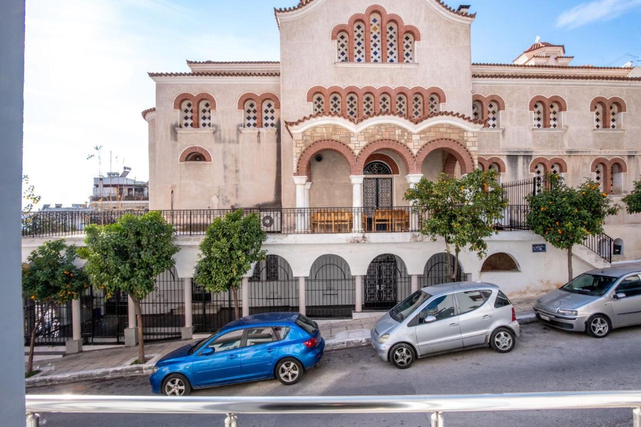 Bright Apartment In Piraeus Luaran gambar